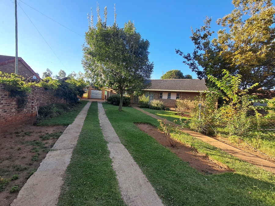 5 Bedroom Property for Sale in Ventersdorp North West